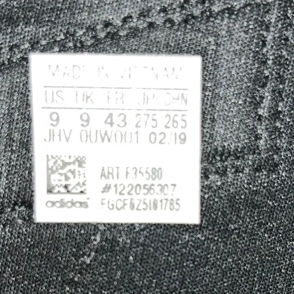 Adidas Black and White Striped Slides - Picture 6 of 6